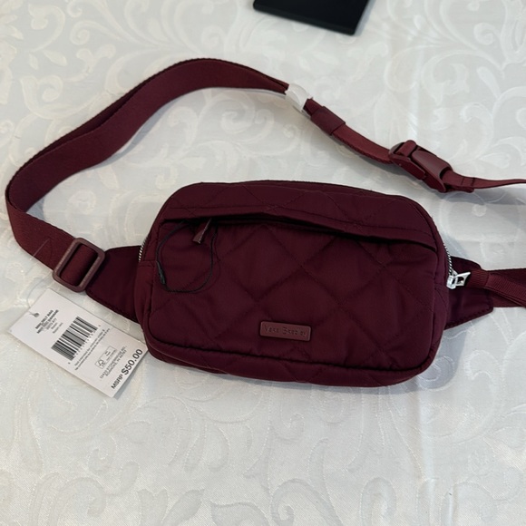 Vera Bradley Mini Belt Bag. - Picture 5 of 12